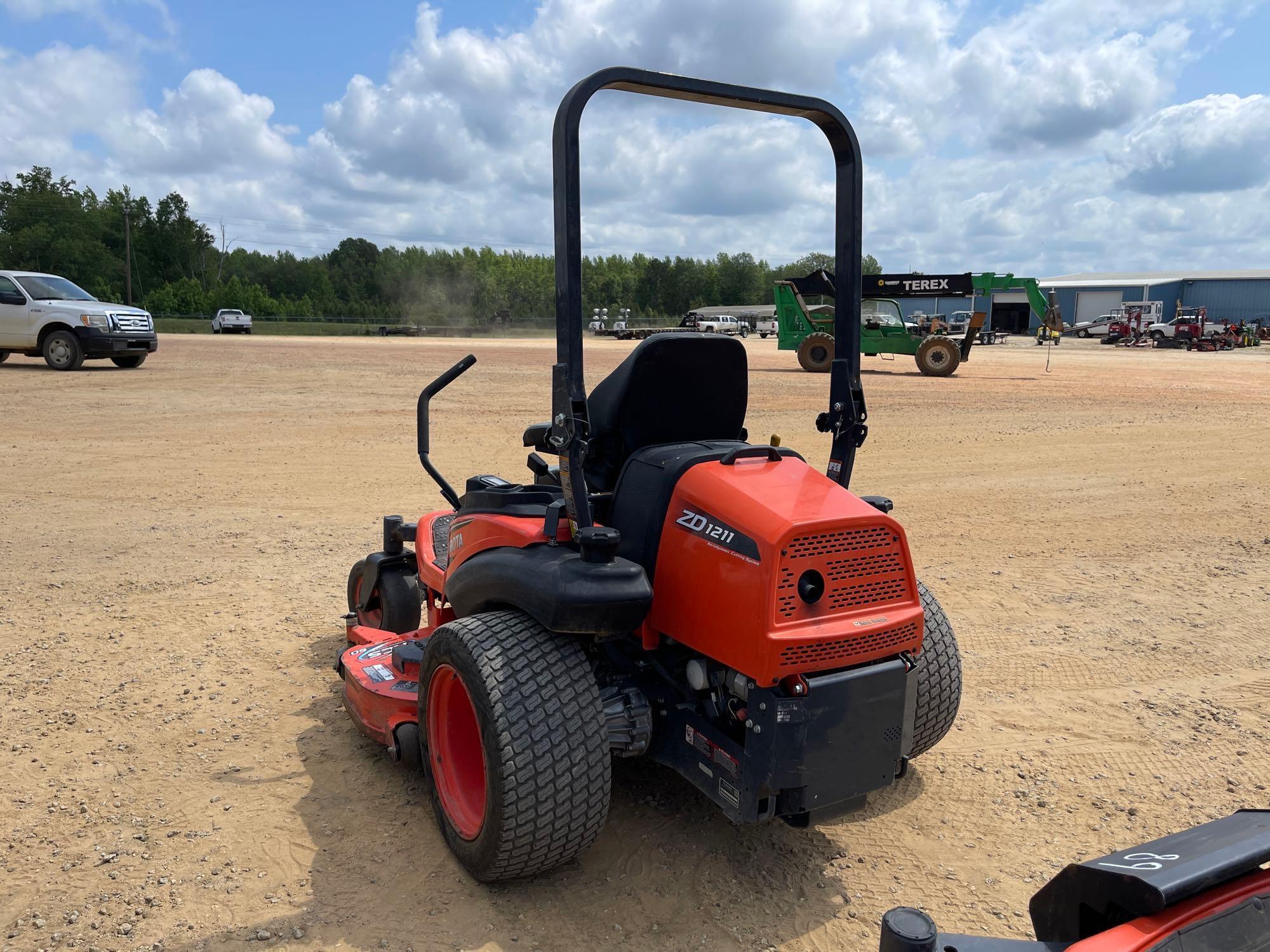 88 - 2021 KUBOTA ZD1211 ZERO TURN MOWER