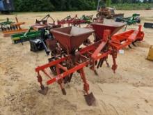 863 - COVINGTON 2 ROW PLANTER