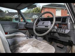 1988 Nissan President Sovereign V8 H250