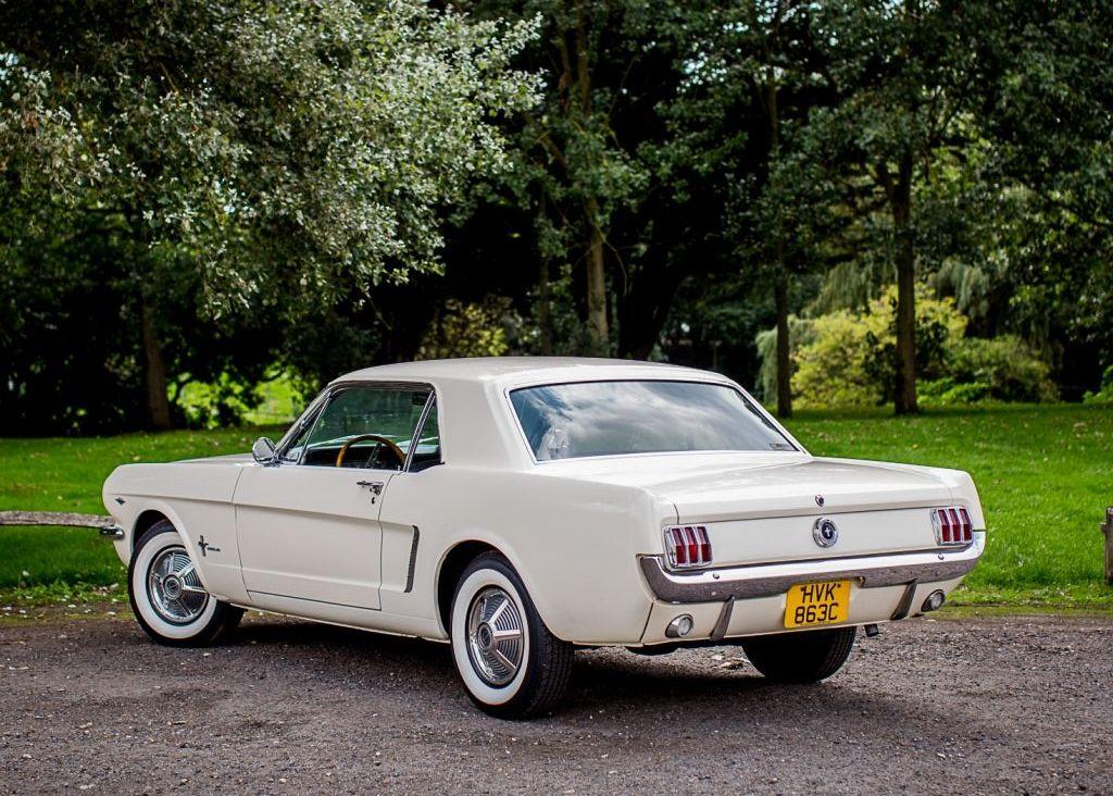 Ford Mustang Notchback