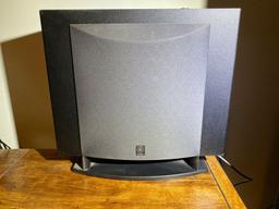 (2) Bose 601 & 301 speakers, Pioneer turntable, YAMAHA tuner, amplifier & subwoofer & more