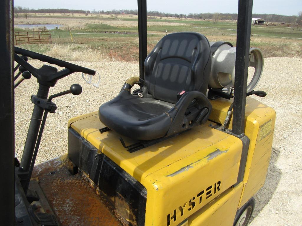 HYSTER S40XL FORKLIFT