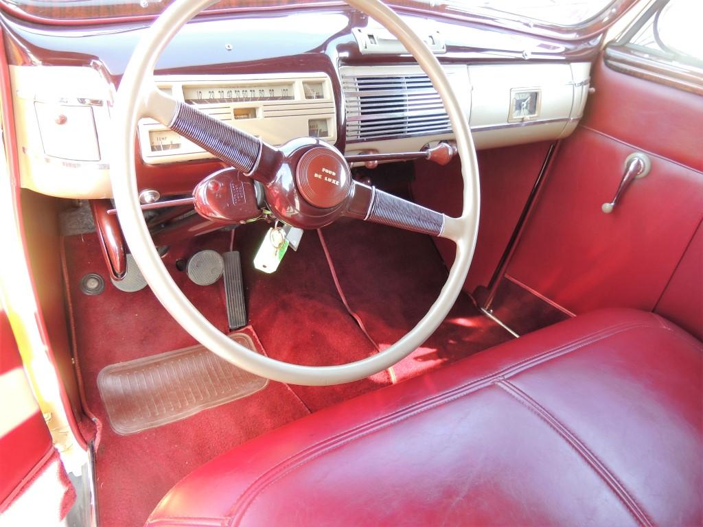 1940 Ford Deluxe Convertible Coupe