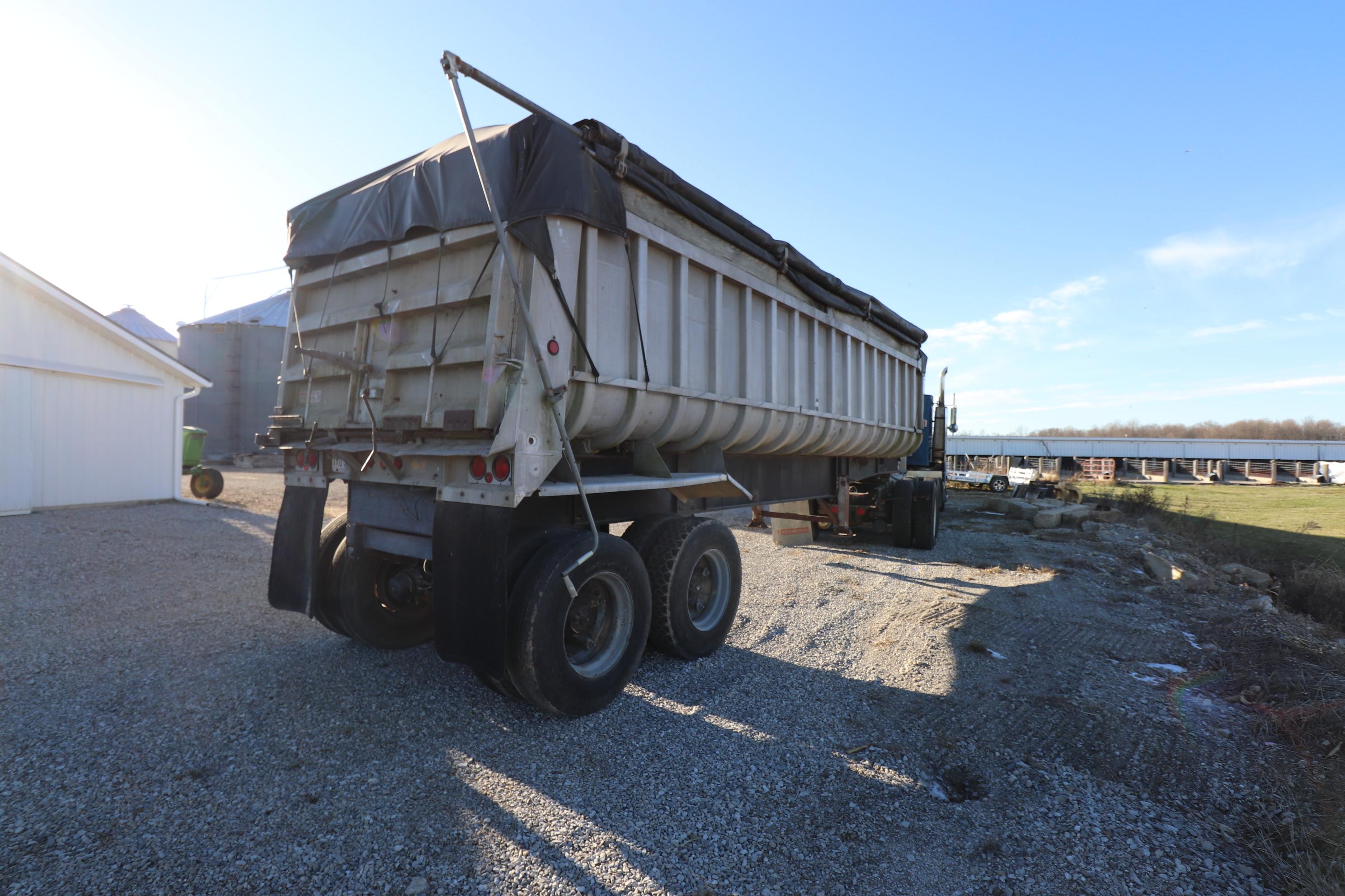 1979 Fruehauf dump trailer 27’