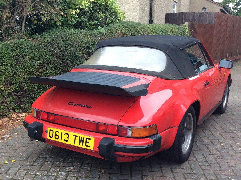 1986 Porsche 911 3.2 Carrera Cabriolet