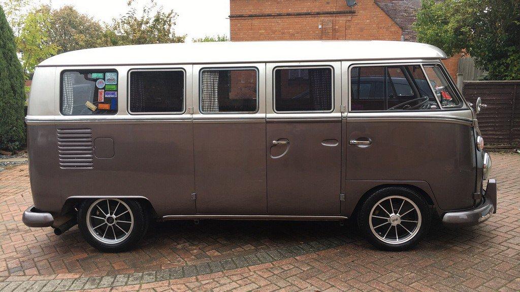 1967 VW Splitscreen Combi Deluxe Walkthrough Bus LHD