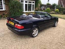 2002 Mercedes-Benz CLK 320 Avantgarde Convertible