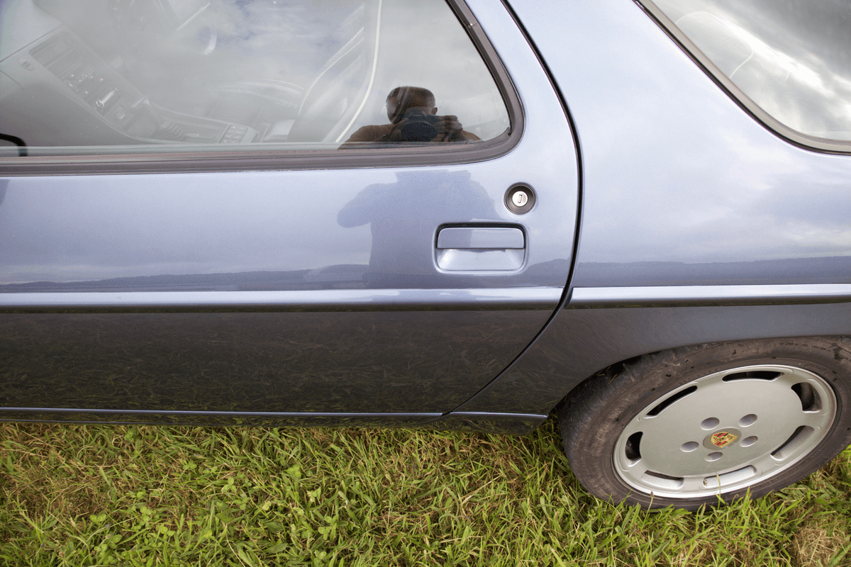 1989 Porsche 928 S4