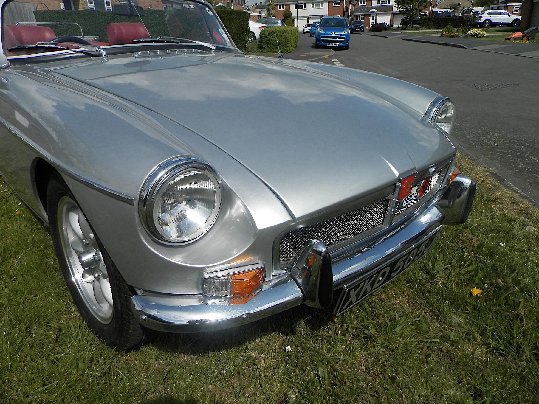 1970 MG B Roadster