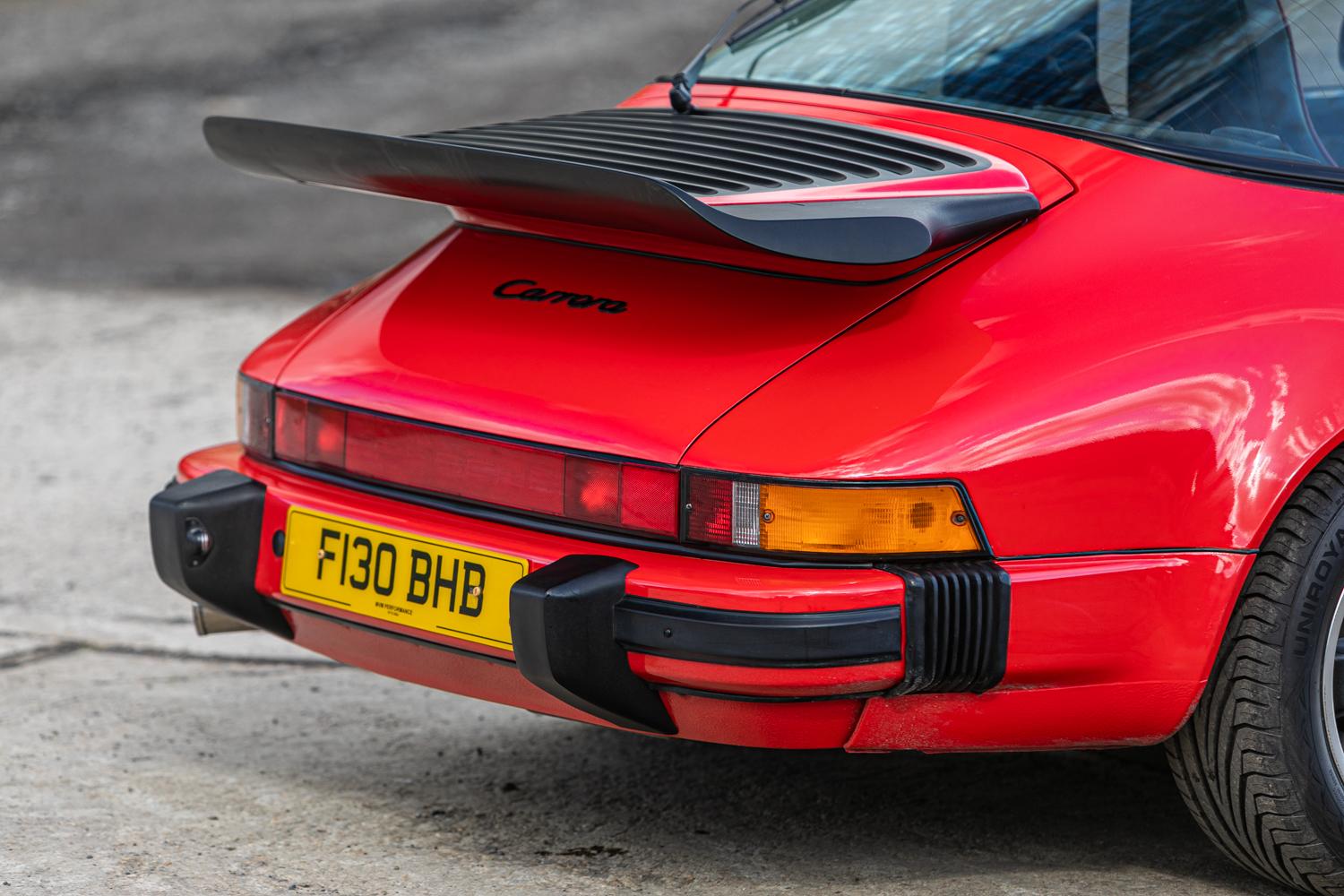 1989 Porsche 911 Carrera 3.2 Sport Targa