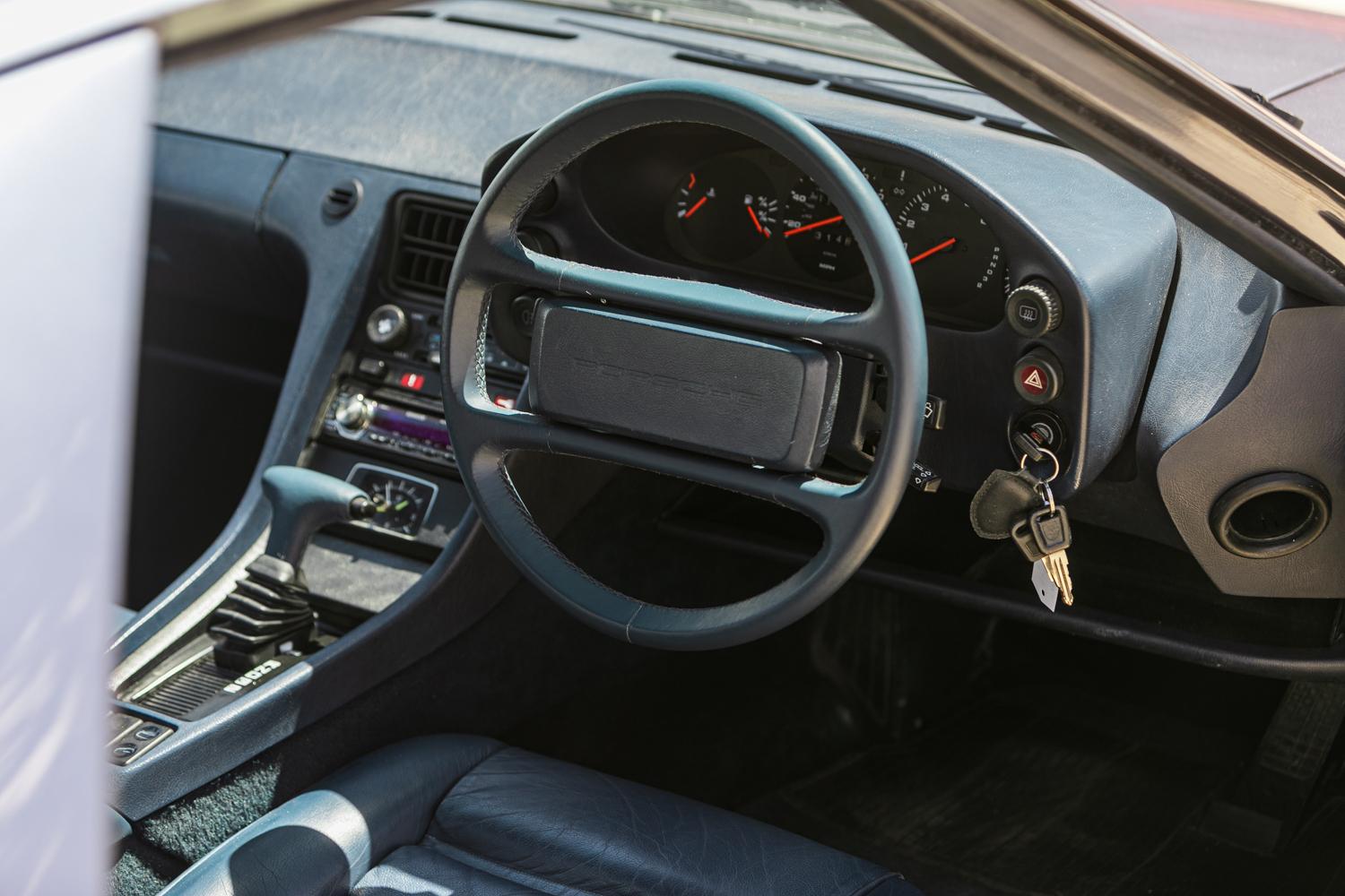 1986 Porsche 928 S2