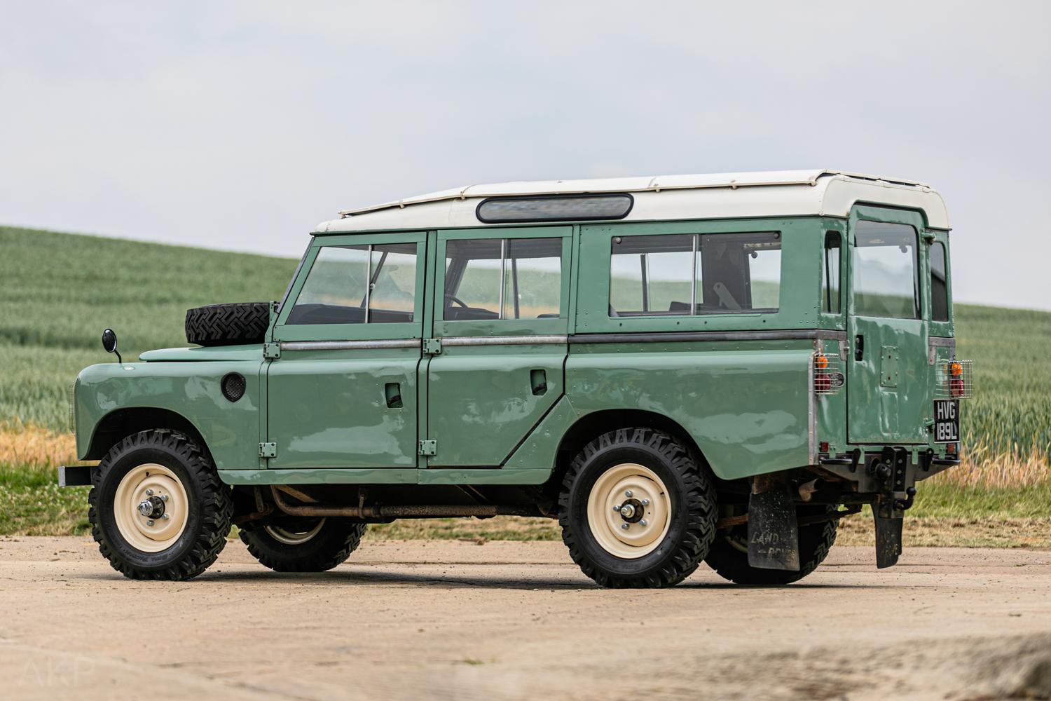 1973 Land Rover Series 3 109" 5Dr