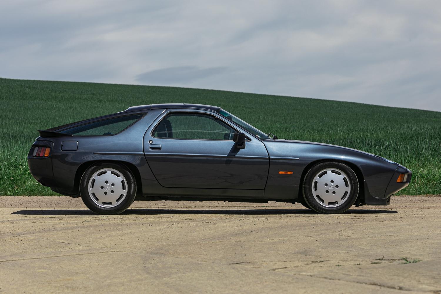 1986 Porsche 928 S2