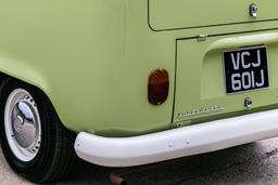 1971 Volkswagen Type 2 Bay Window Camper Van