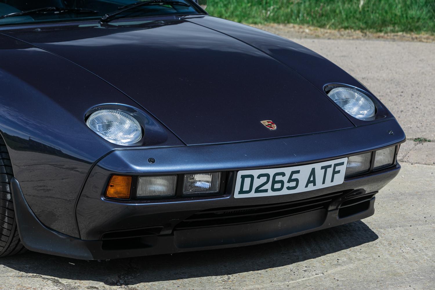 1986 Porsche 928 S2