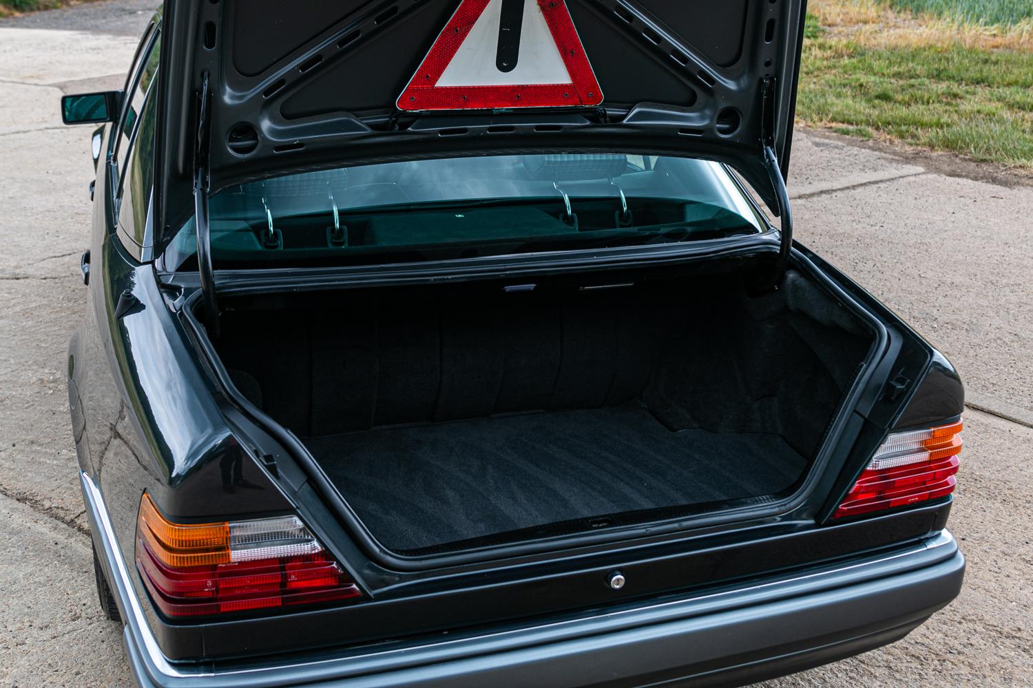 1991 Mercedes-Benz 500E (W124.036)