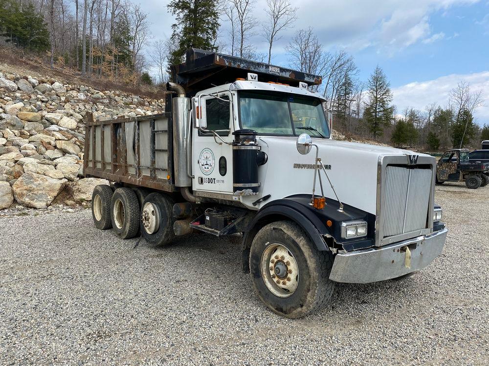 2000 Western Star 12 Wheel Dump w/ Drop Axle, Cat Diesel C10 6 CYL. 78,000 GVWR, ODOM 323,142,