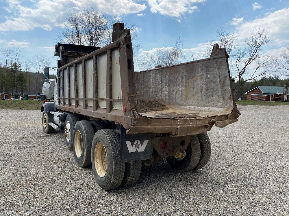 2000 Western Star 12 Wheel Dump w/ Drop Axle, Cat Diesel C10 6 CYL. 78,000 GVWR, ODOM 323,142,