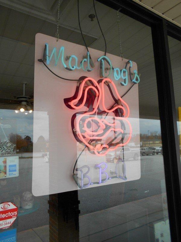 NEON MAD DOG SIGN