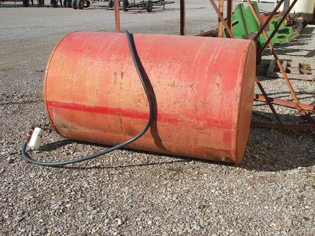 500 GAL FUEL TANK WITH STAND