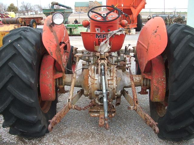 MF 65 GAS TRACTOR  DOES NOT RUN