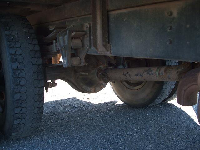 1998 IH 4700 WITH 12' FLATBED