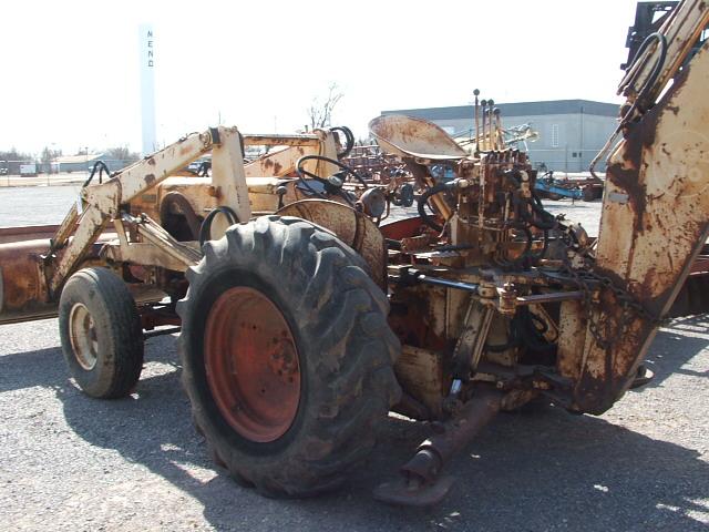 CASE 310B BACKHOE TRACTOR  MOTOR NEEDS WORK