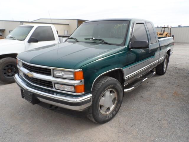 1996 CHEVROLET 1500 4X4 PICKUP