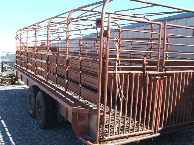 6'X24' GOOSENECK LIVESTOCK TRAILER