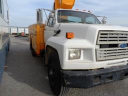 1992 FORD F700 DIESEL BUCKET TRUCK