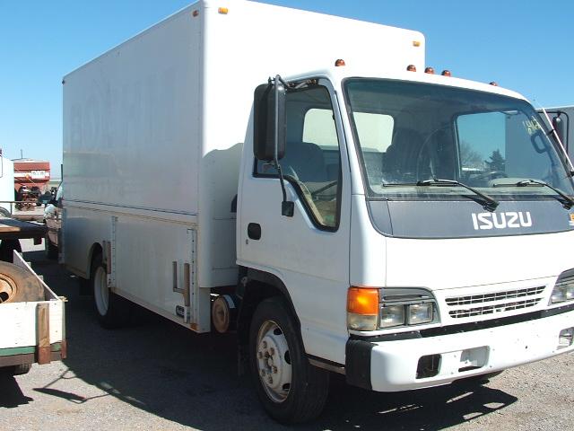 2002 ISUZU BOX TRUCK