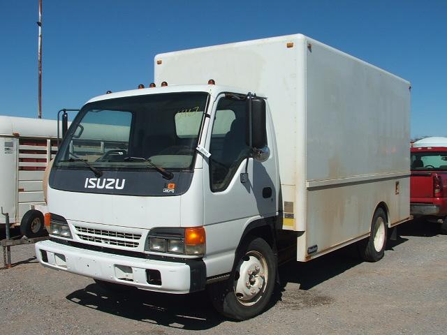 2002 ISUZU BOX TRUCK