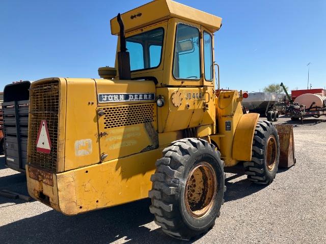 JD 444 WHEEL LOADER