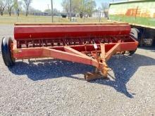 INTERNATIONAL 510 20-8 GRAIN DRILL