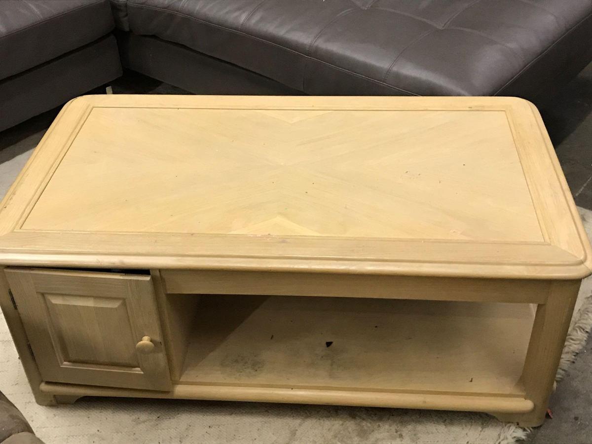 Blonde Wood Coffee Table with 2 end Tables