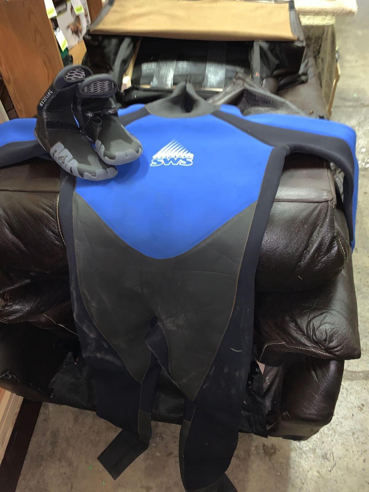 Wet Suit With Boots size L