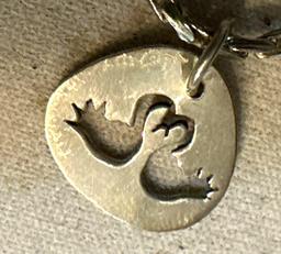 18" Sterling Silver Necklace with Silver Swan Pendant