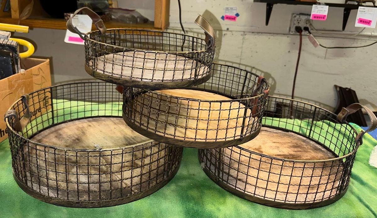 Set of 4 Round Metal and Wood Baskets