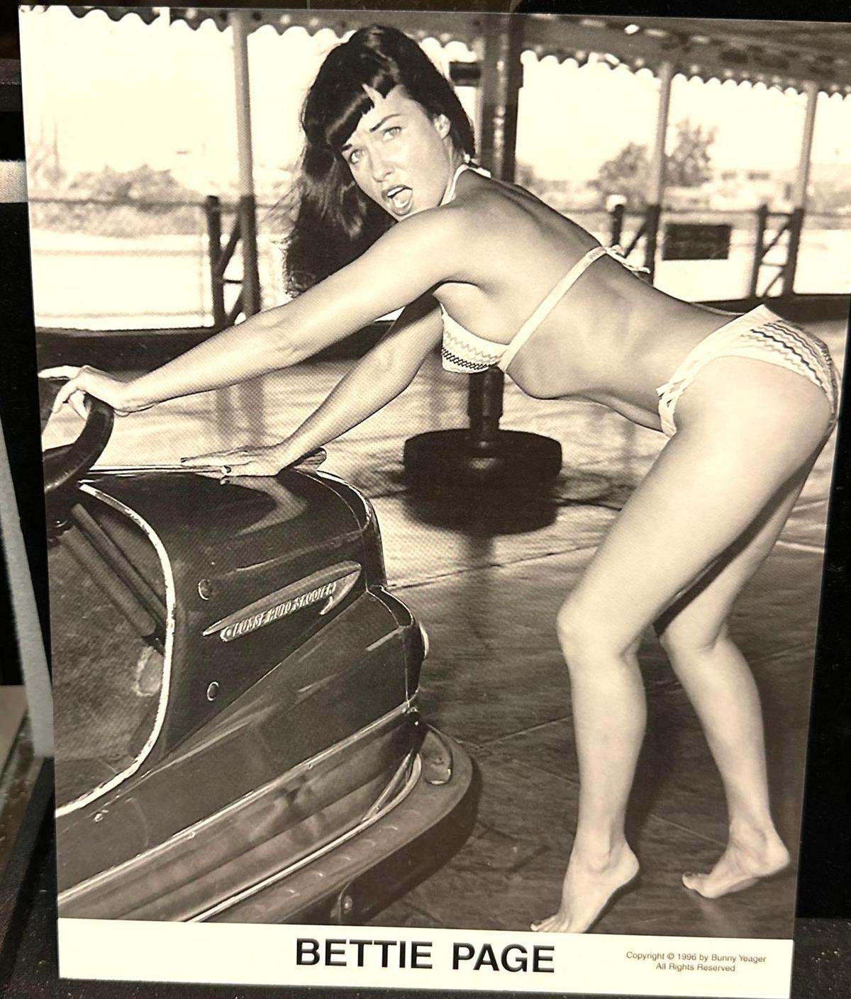 Bettie Page Swimsuit Photo Print Bunny Yeager 1996