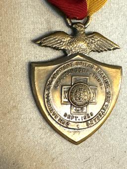 Vintage Chauffeur Badges, VTG Spanish American War Badge, VTG Philadelphia Transit token holder