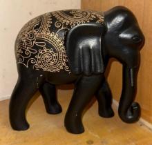 Elephant Statue 7" Tall