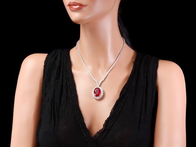 18k Gold 27.00ct Ruby 9.00ct Diamond Necklace