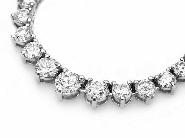 18k White Gold 7.00ct Diamond Necklace