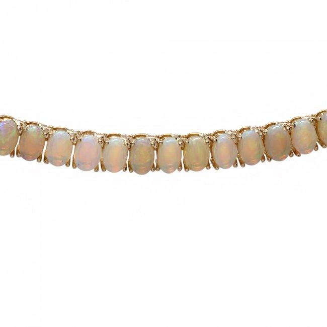 14k Yellow Gold 30.00ct Opal Necklace