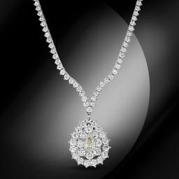 18K Gold 14.86cts Diamond Necklace