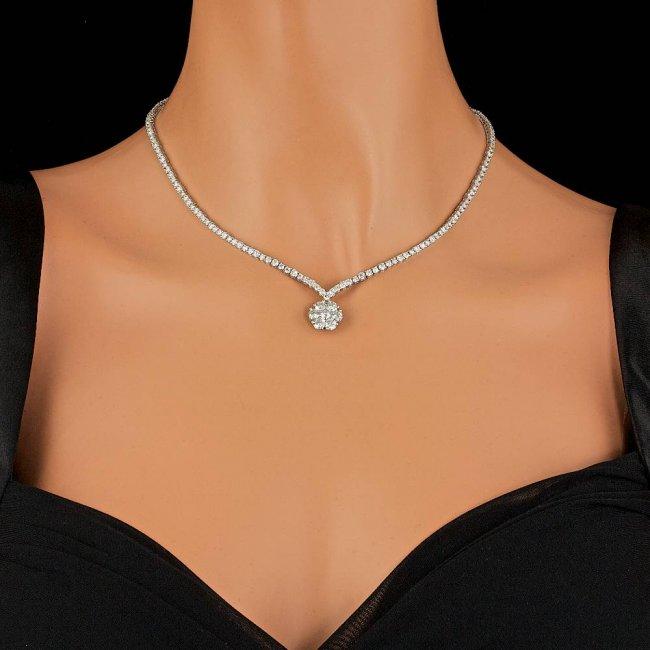 18k White Gold 11.2ct Diamond Necklace