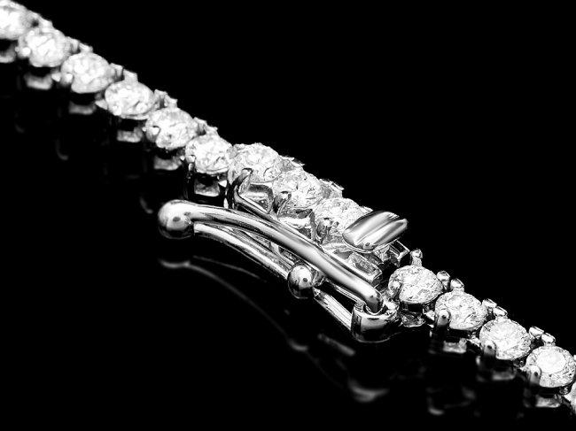 18k White Gold 6.70ct Diamond Necklace