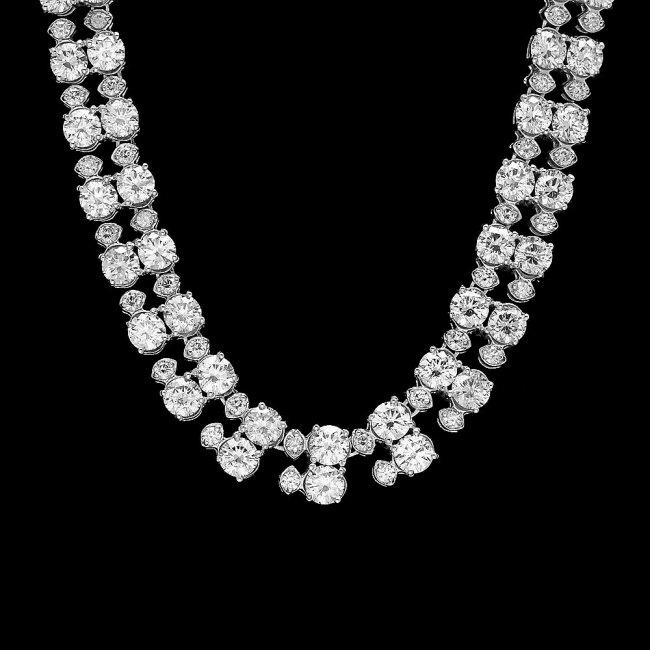 18k White Gold 24ct Diamond Necklace