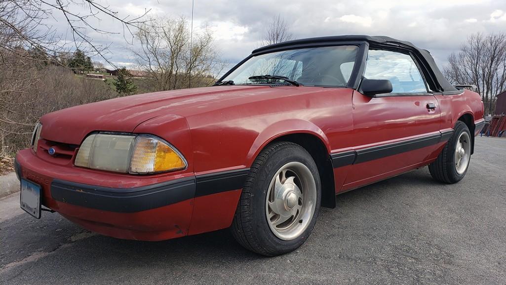 1988 Ford Mustang LX