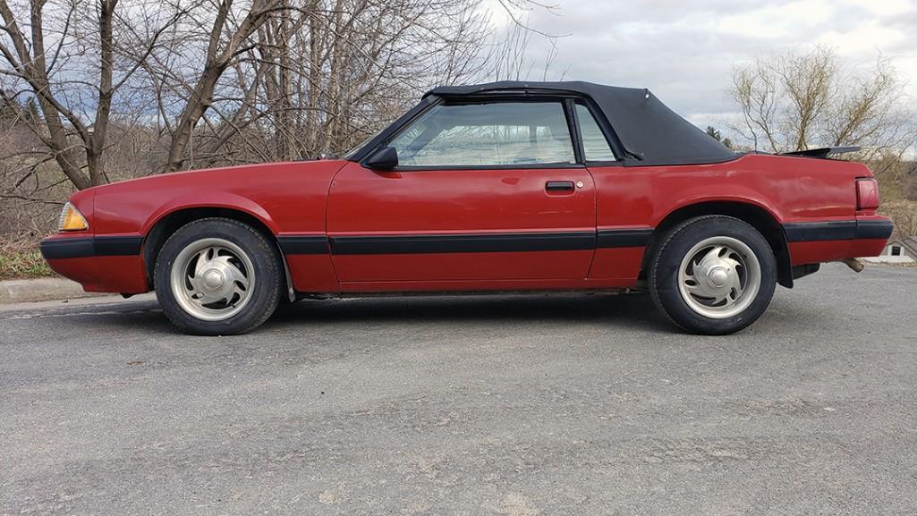 1988 Ford Mustang LX